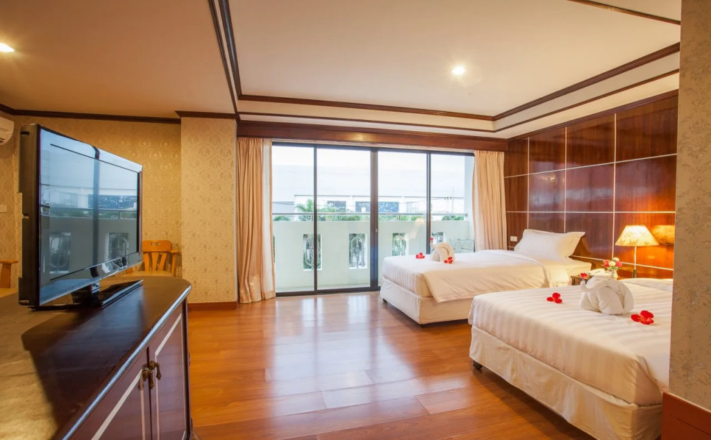 Hillton Holiday Pattaya(ฮิลตัน ฮอลิเดย์ เซ็นทรัล พัทยา)