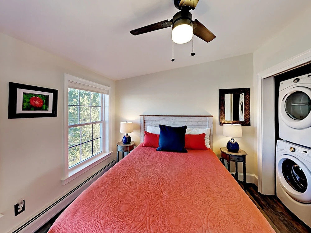 15C Atlantic Ave Condo 2 Bedrooms 2 Bathrooms Condo