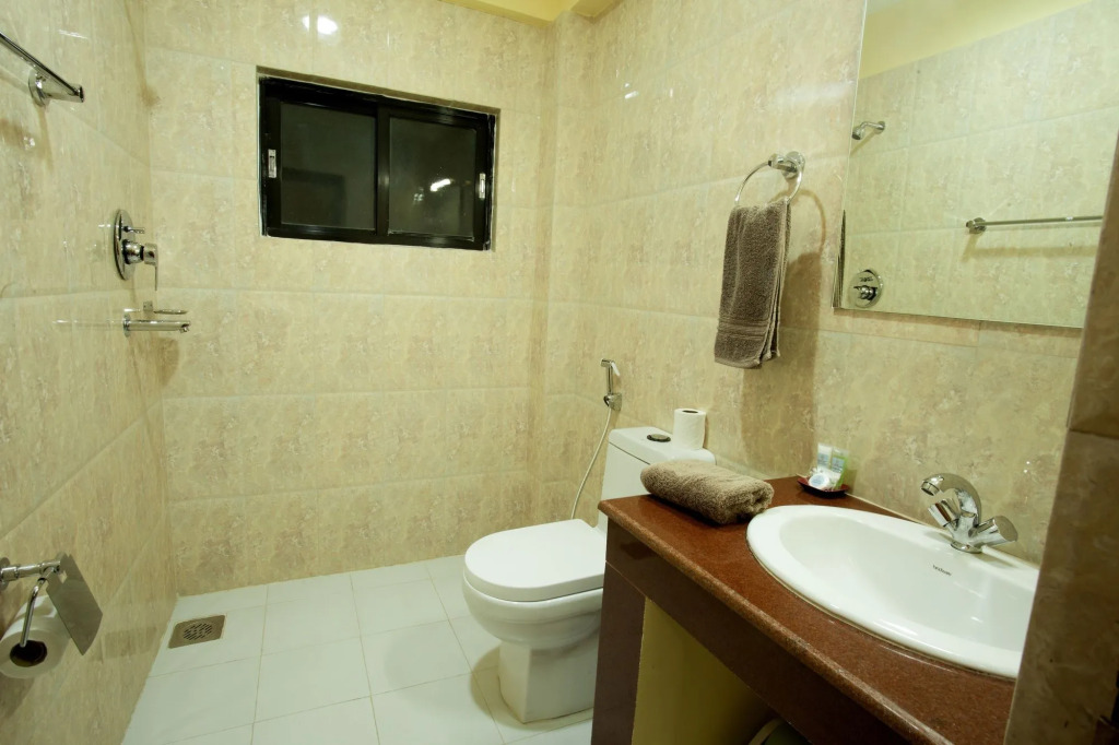 Royal Astoria Hotel