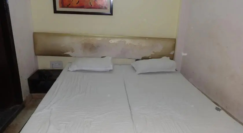Priyanka Guest House