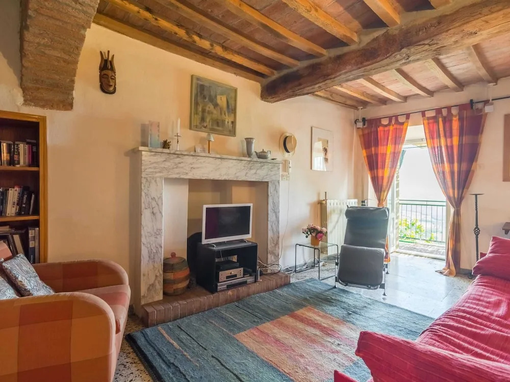 Holiday Home in Montecastelli with River Views
