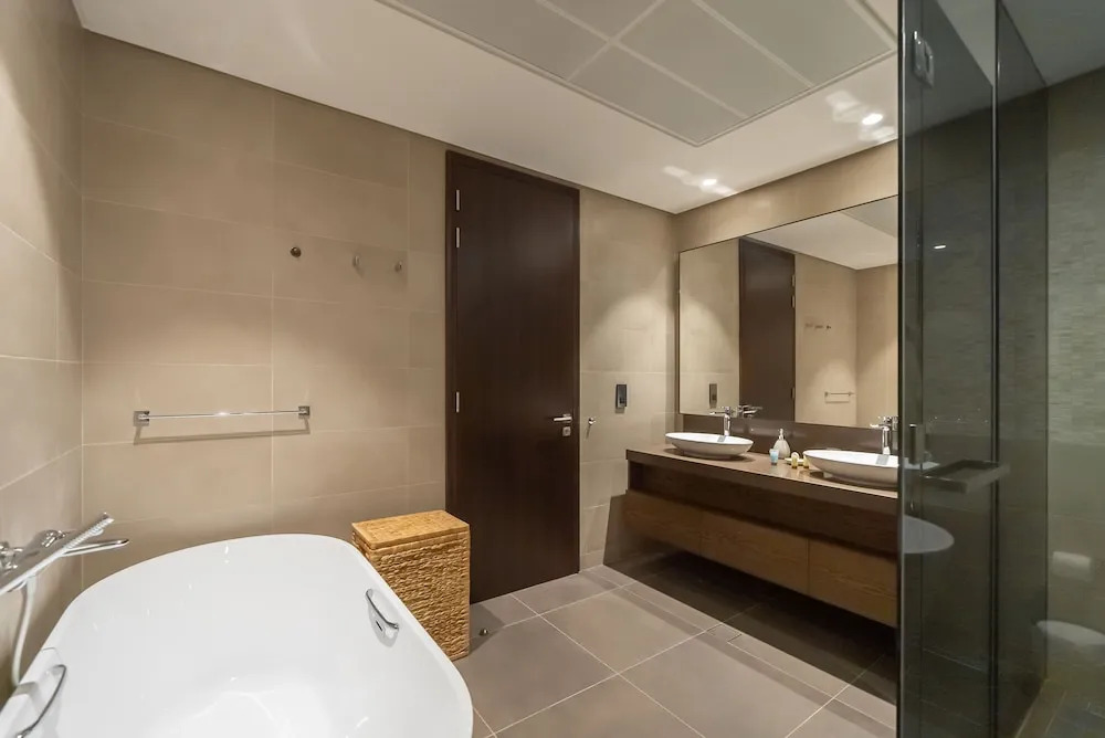 Tranquil 2BR Haven in Heart Dubai Marina