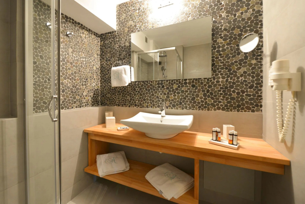 Niriedes Hotel