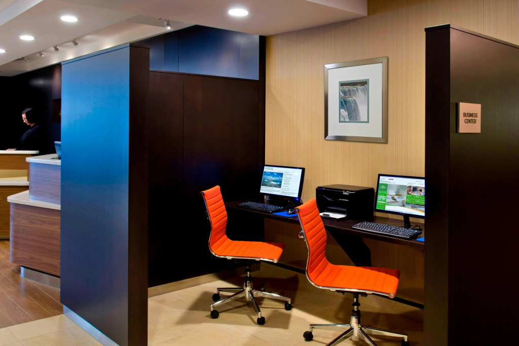 Courtyard by Marriott Niagara Falls