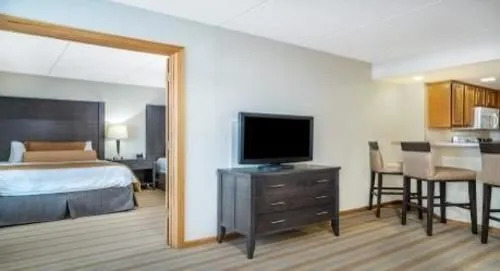 Americas Best Value Inn & Suites