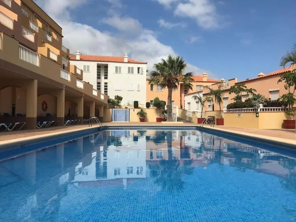 The Cozy Corner Apartment, Primera Línea con Vistas al Mar