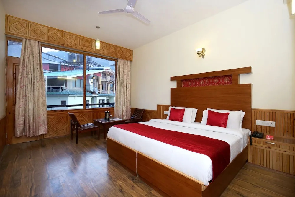 OYO 10116 Hotel Rhythm Retreat