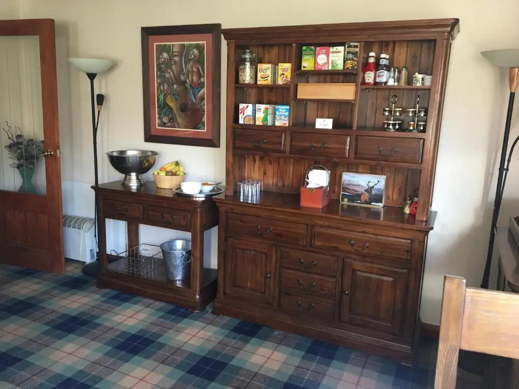 Eriskay Guest House and Aviemore Glamping