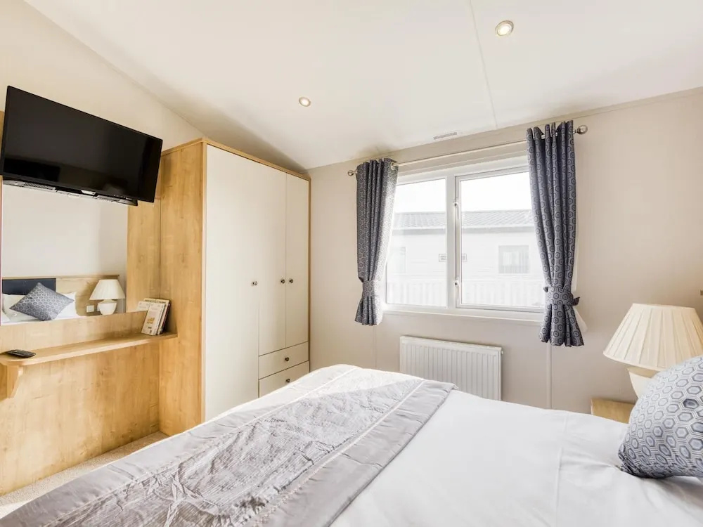 Cosy Home in Hastings With Balcony