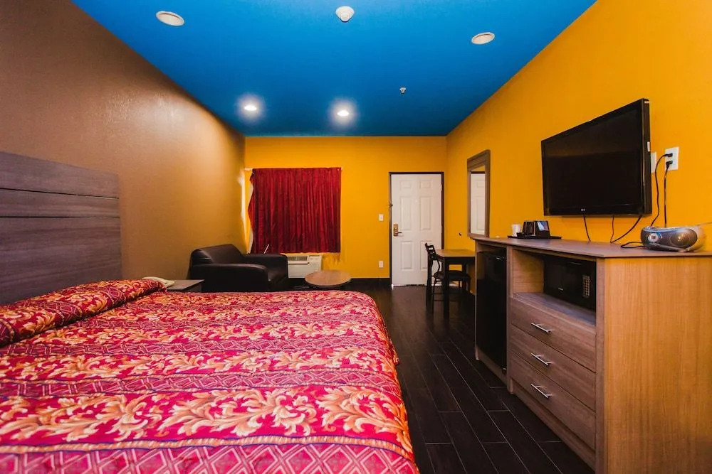 Moonlight Suites - Houston/George Bush Intl Airport