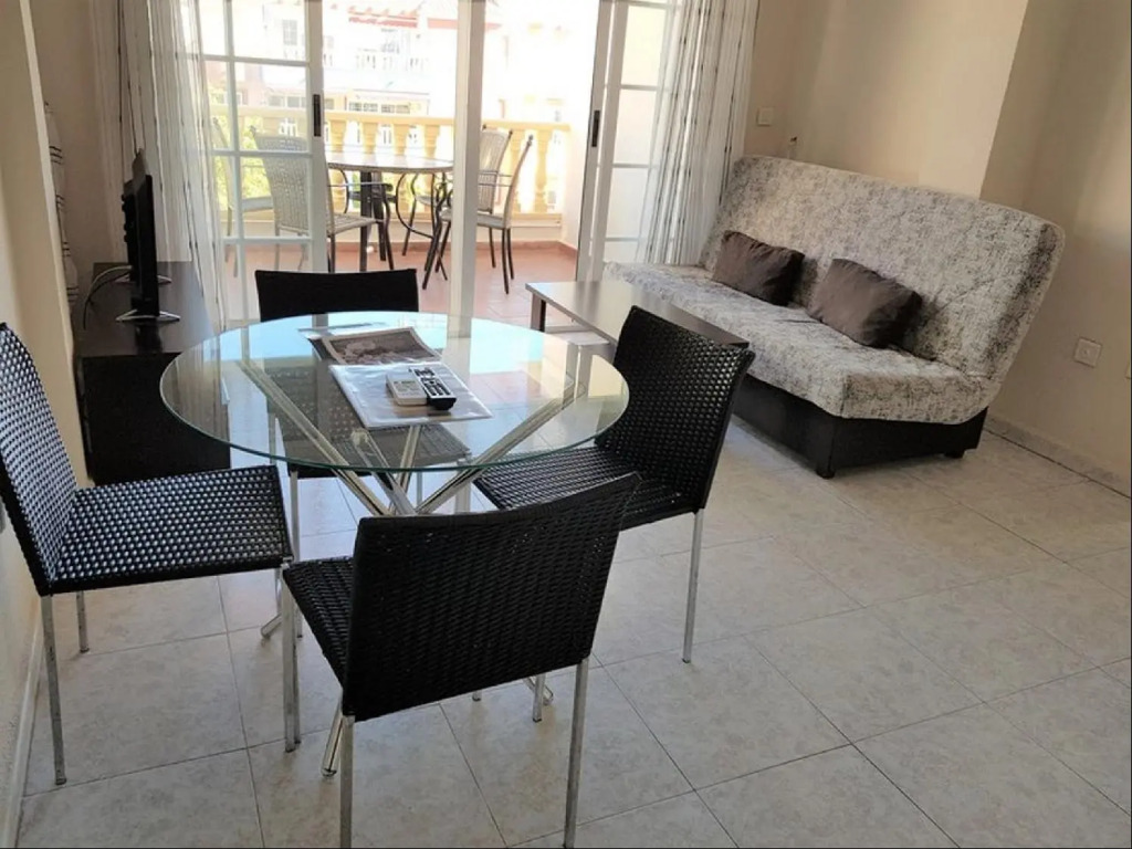 Apartamentos Marina Port