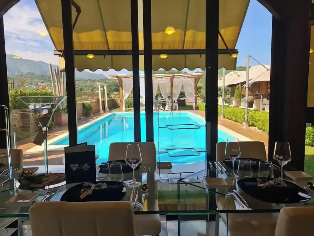 Rossi&Nero Resort - servizi extra a pagamento Ristorante Piscina Sauna Spa
