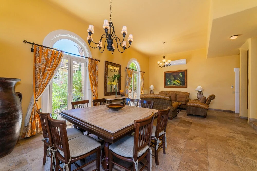 Ocean View 4BR Villa Steps From Cabo: Villa Haydee