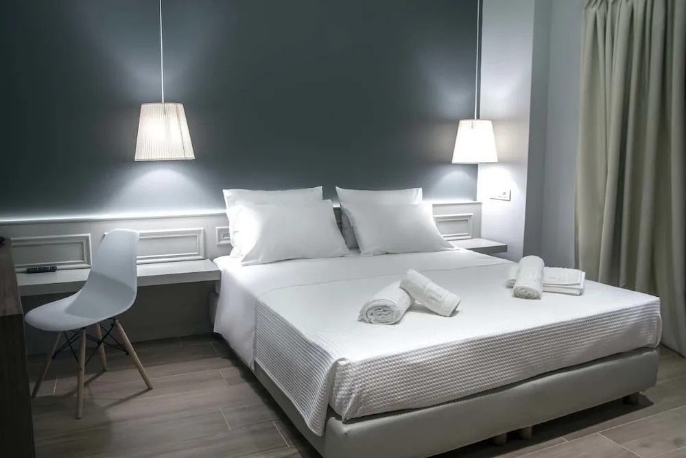 AD Athens Luxury Rooms & Suites