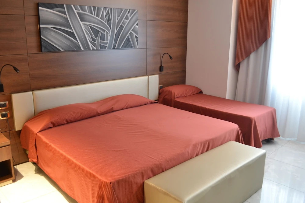 Family Center Hotel