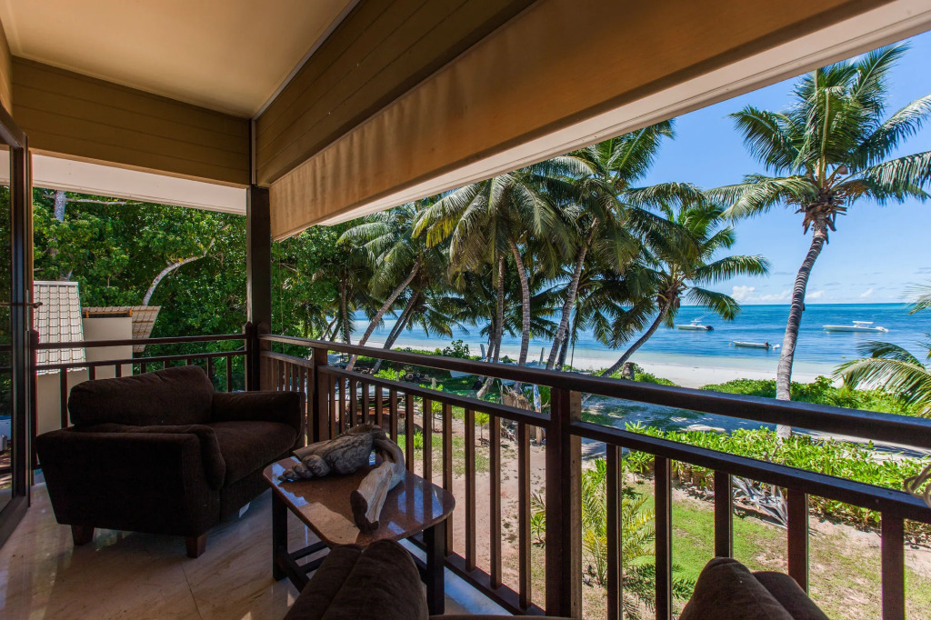 Villas des Alizes Beachfront Suites