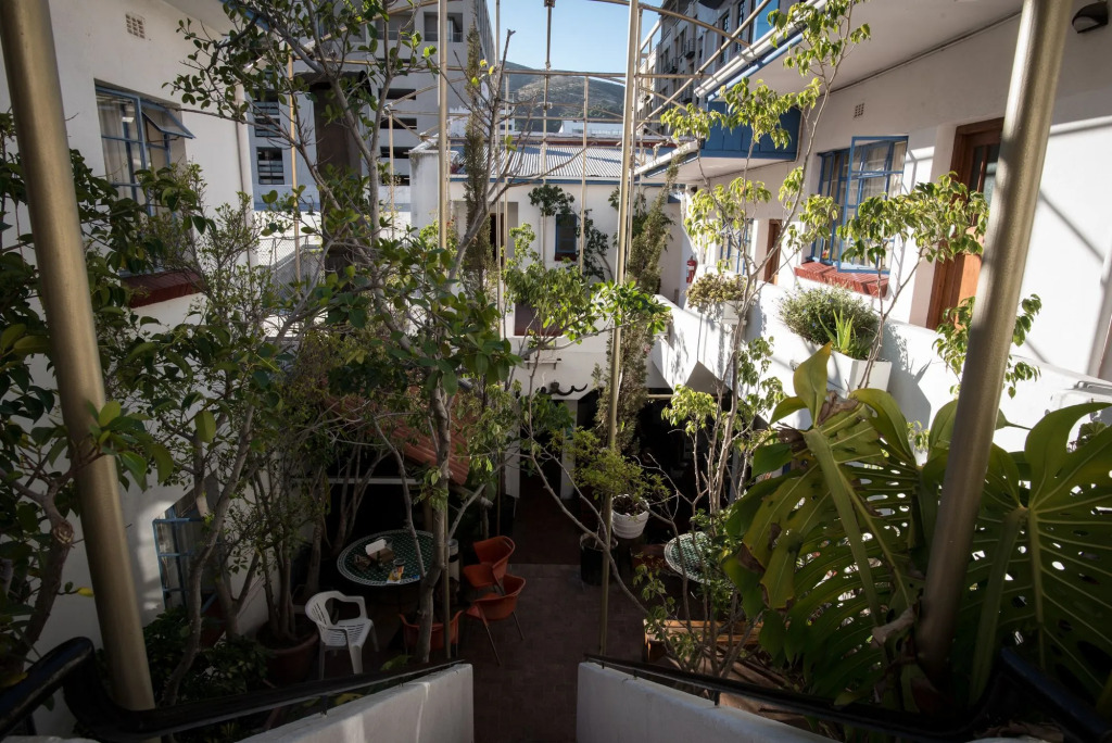 Penthouse on Long Backpackers