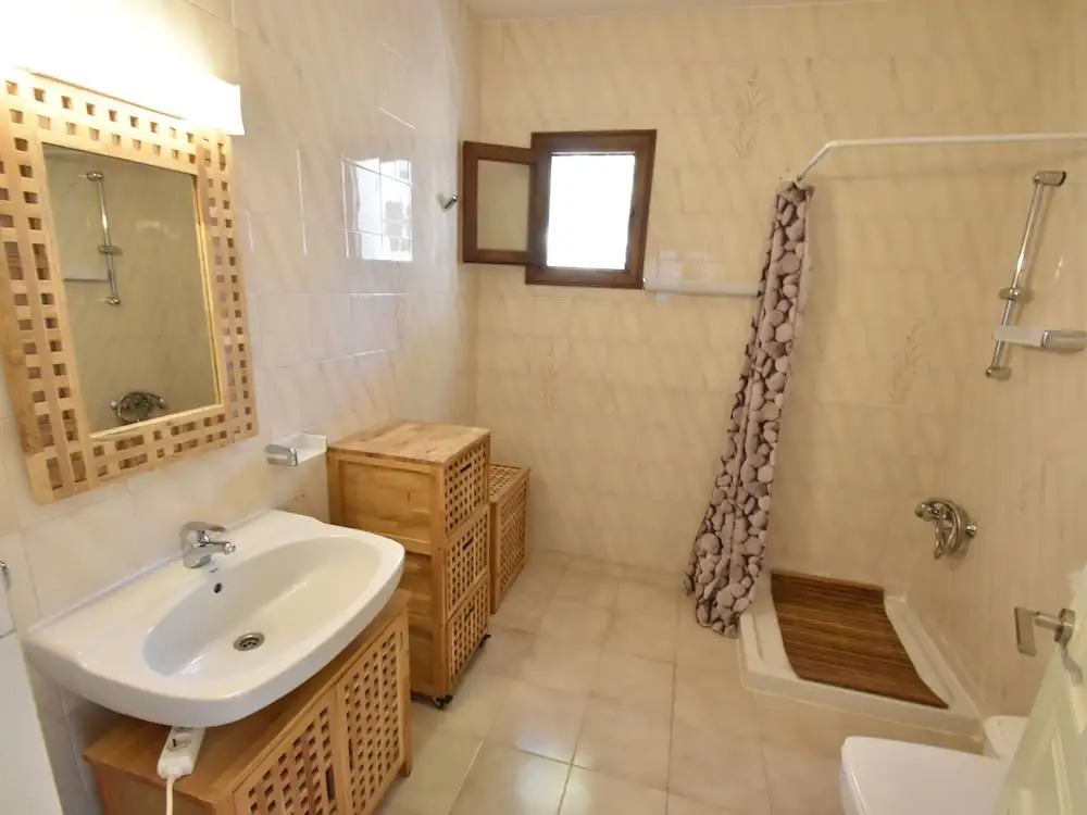 8 pers Luxury villa in prime location, beautiful view, private pool, 500 m golf course