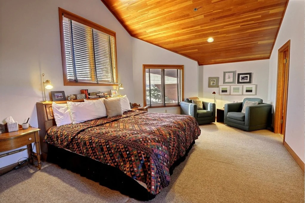 Abode at the Ridge