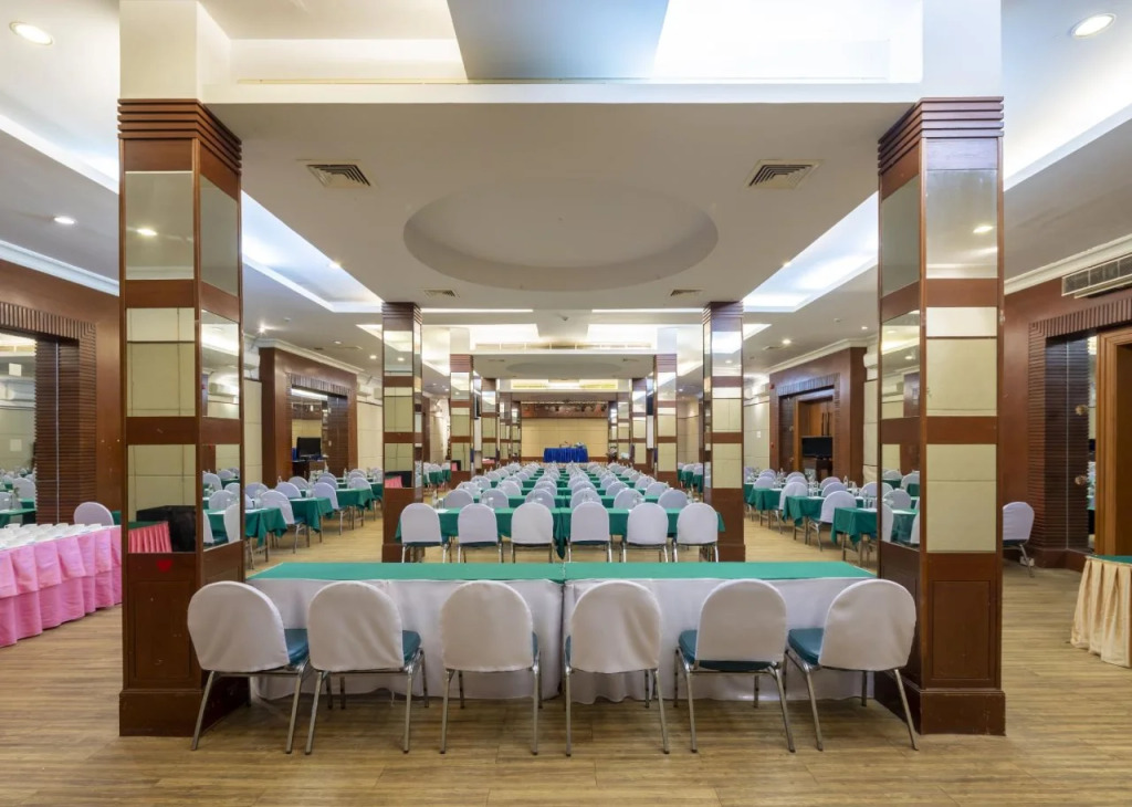 Station ONE Hotel - Aranyaprateth