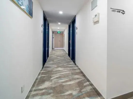 Zhoushan Port Zhiwan Hotel (Dinghai Ancient City)