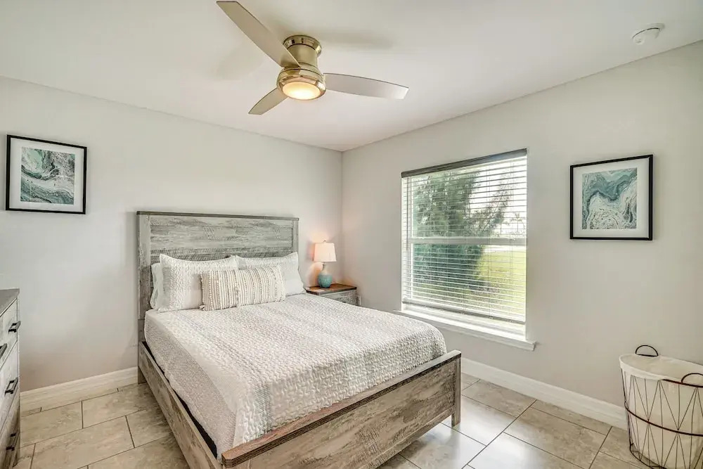 Cape Coral Home w/ Lanai ~ 7 Mi to Marina!