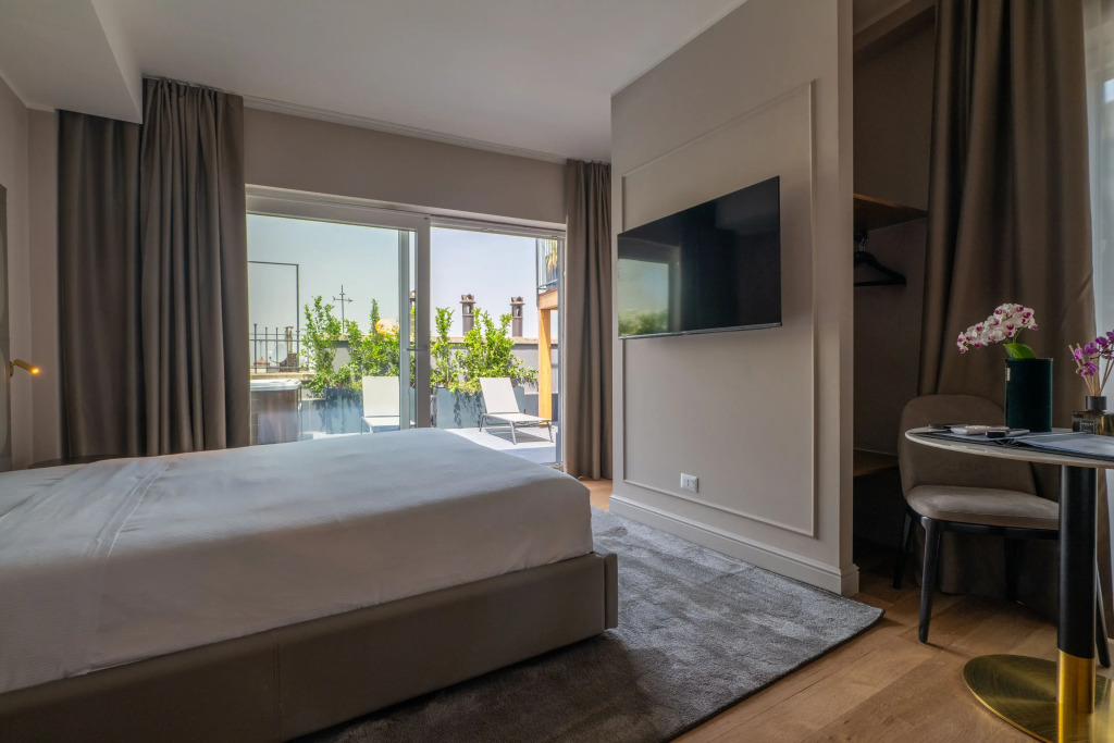 PRESTIGE BOUTIQUE APARTHOTEL - Piazza Duomo View