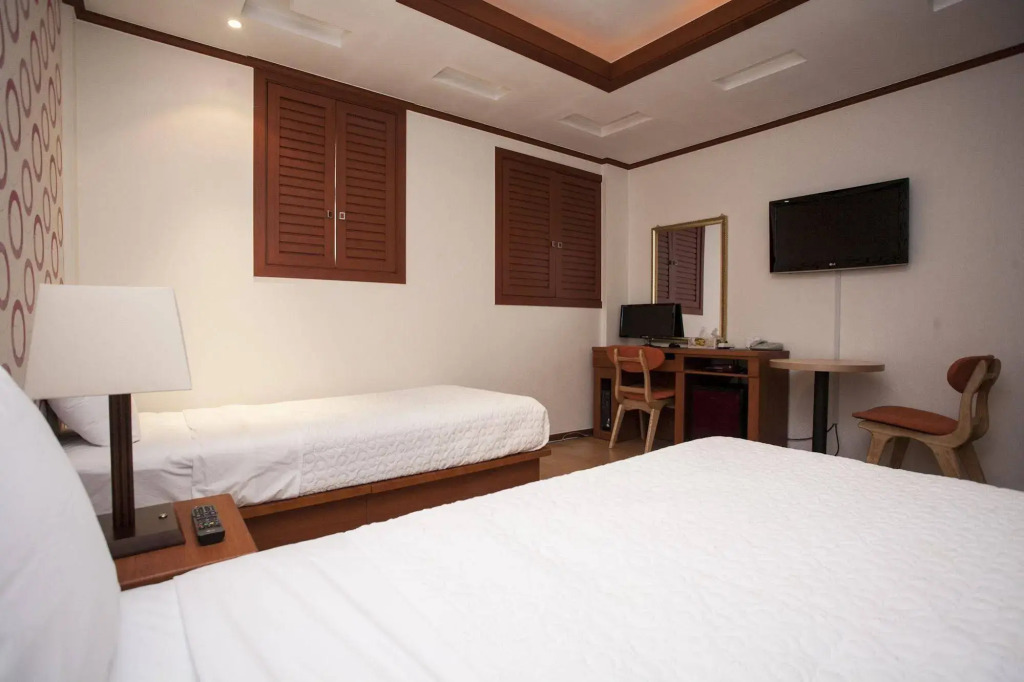 Hotel Zero