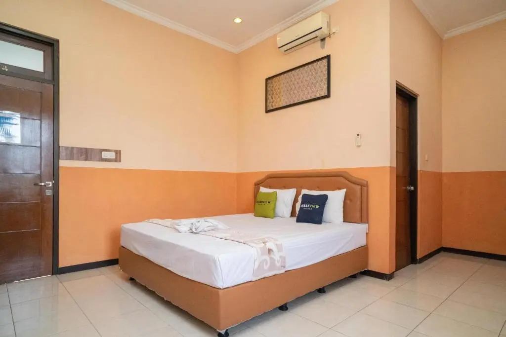 Urbanview Hotel de Kopen Malang by RedDoorz