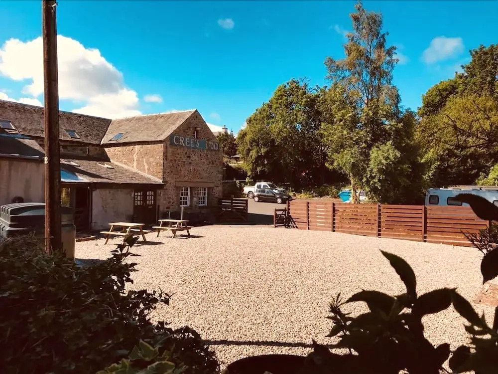 The Crees Inn