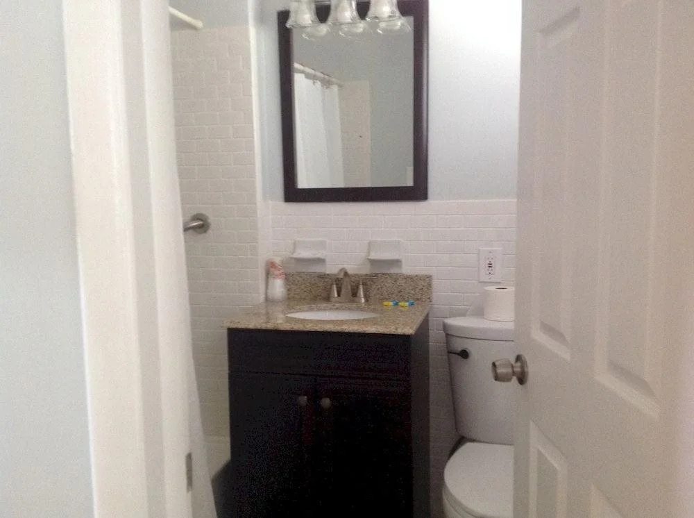 Jamesport Bay Suites