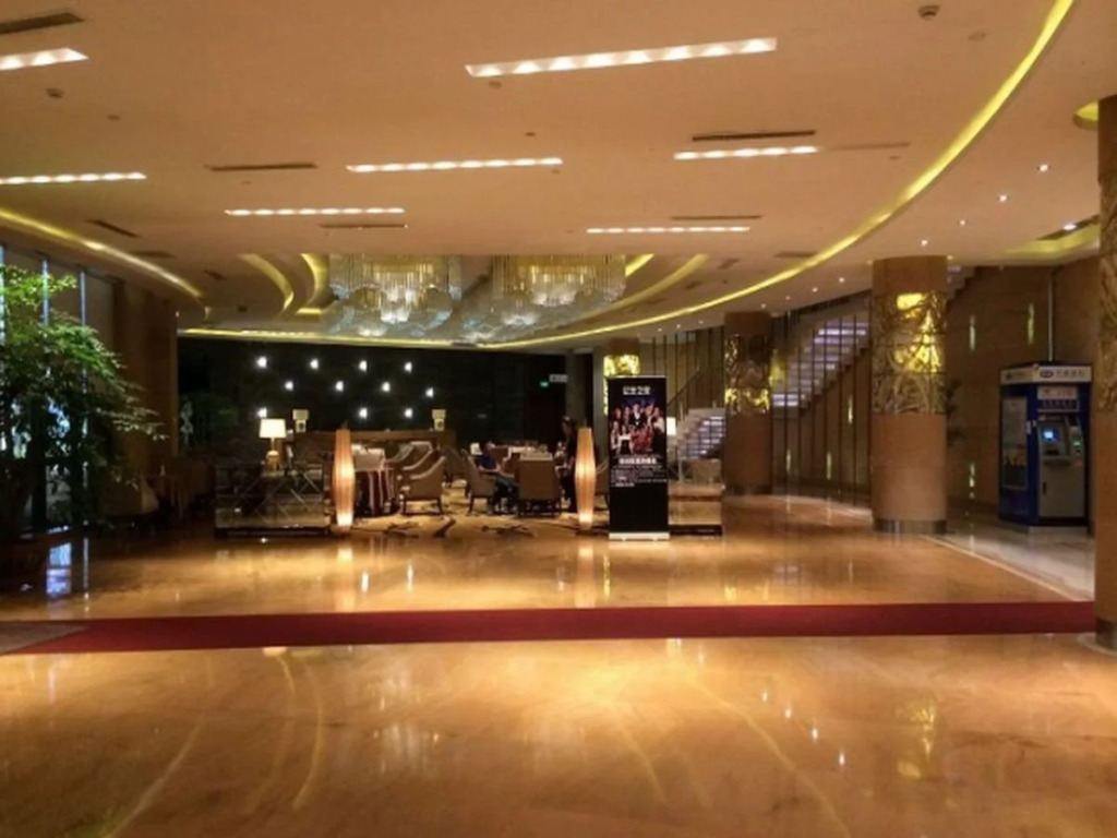 Northeast Hotel