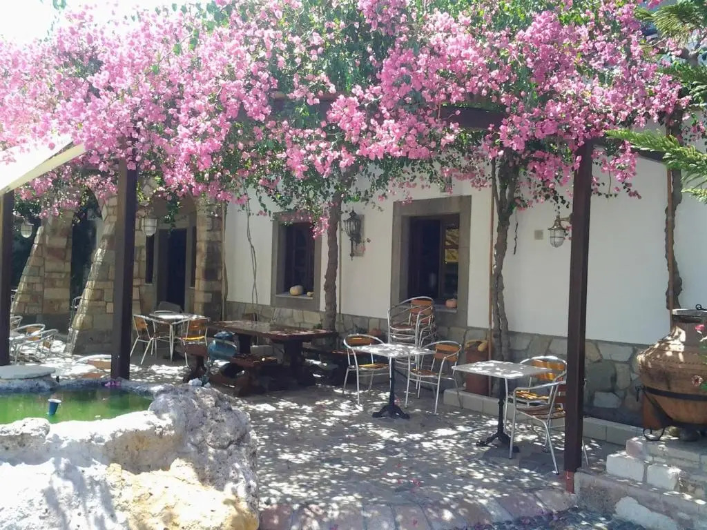 Asteri Hotel