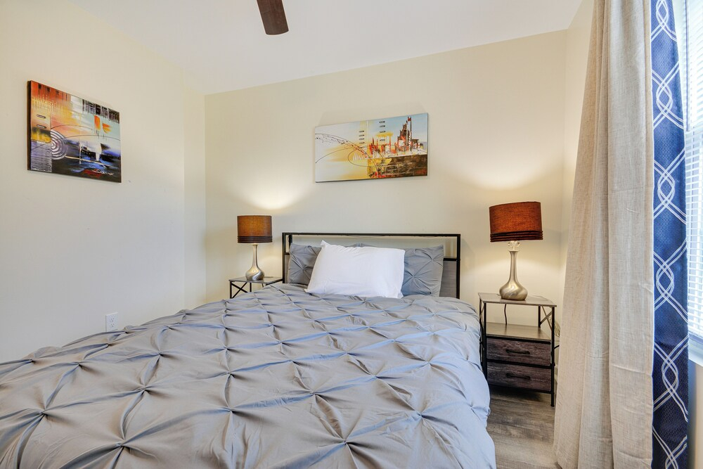 1 Mi to Downtown Greensboro: Newly Built Home!
