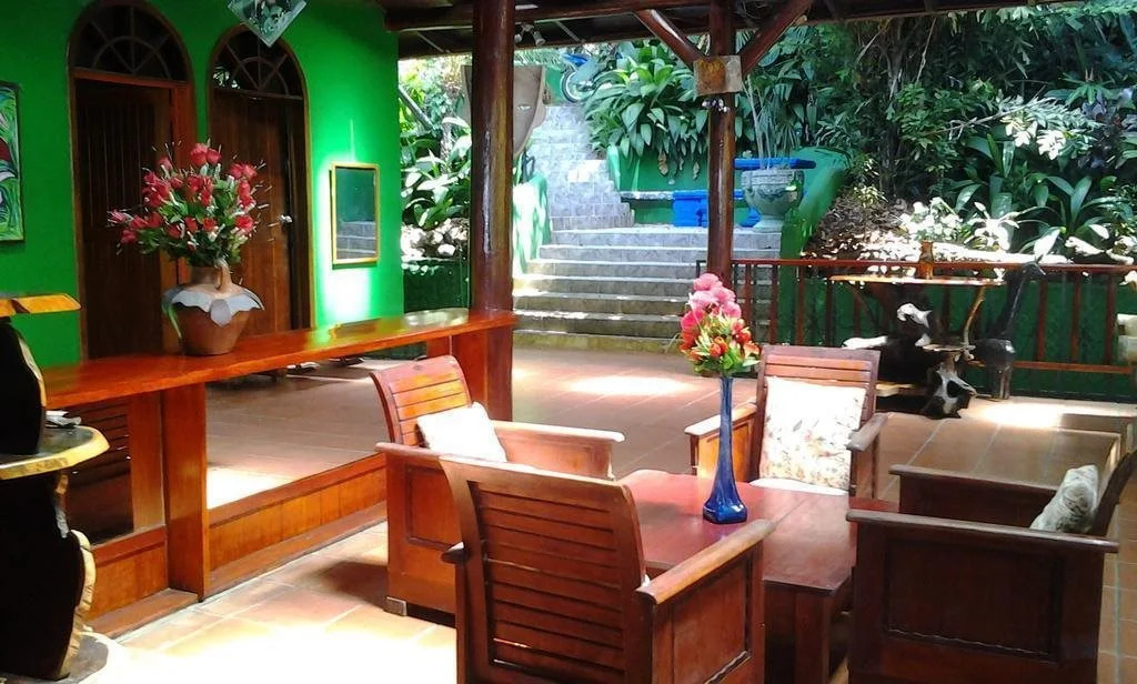 Jungle Villa