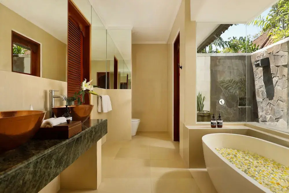 Shanti Estate Seminyak by Nakula