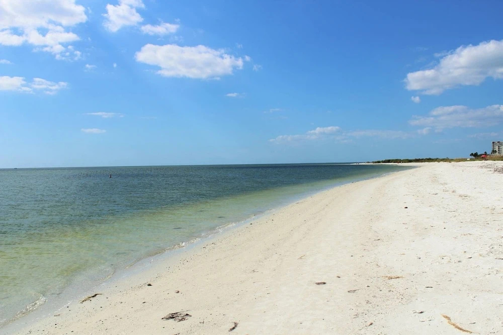 Castle Beach 405