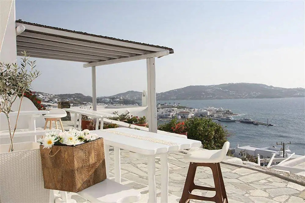 Marina View Studios & Apartments