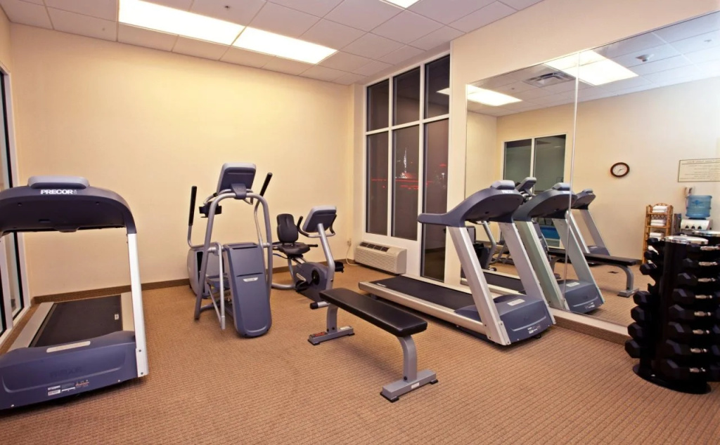 Holiday Inn Louisville Airport - Fair/Expo by IHG