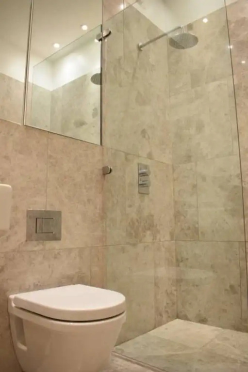 Kensington 1 Bedroom Flat