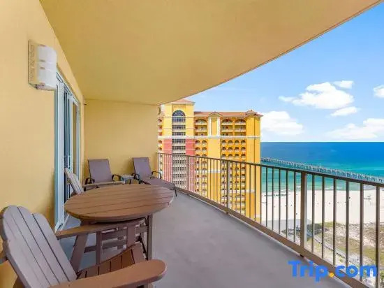 Calypso Resort Tower 3-2004