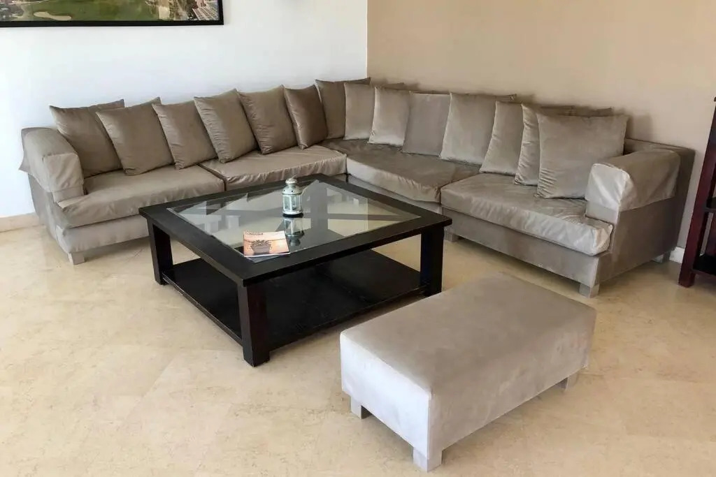 Villa with 5 bedrooms & 4 bathrooms - private heated pool
