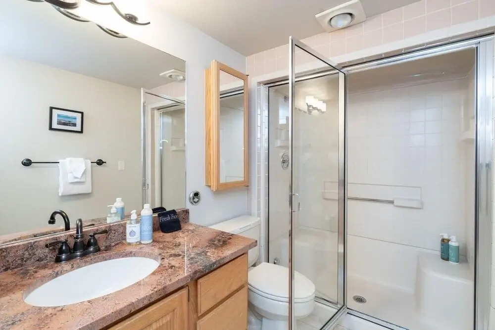 Riverside Dream! Quiet Spot W Deck, 5 Min Walk To Gondola & Main St. 2 Bedroom Condo by RedAwning