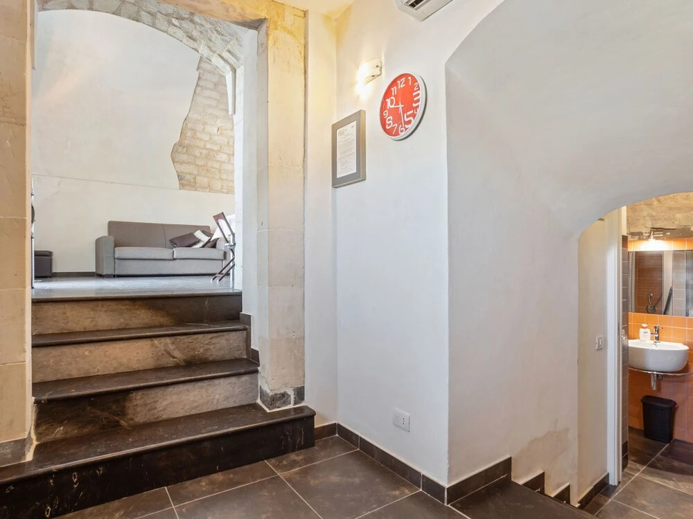 Vintage Holiday Home in Ragusa Ibla With Balcony