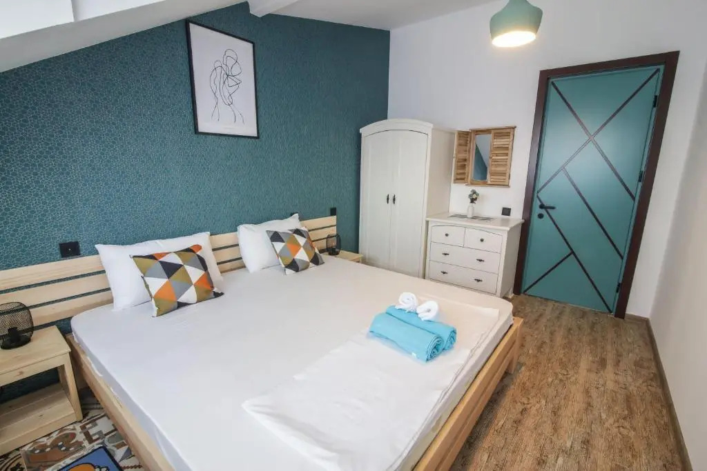 A lovely 2-bedroom apartment in central Tbilisi