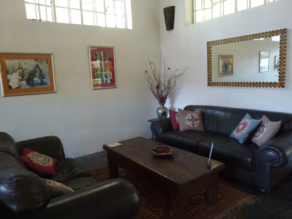Fawlty Towers Accommodation & Activities
