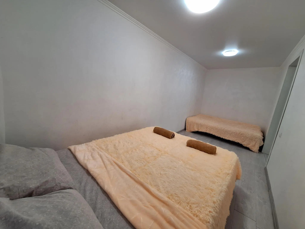 Rooms Apartments (Румс Апартментс) на улице Зорге