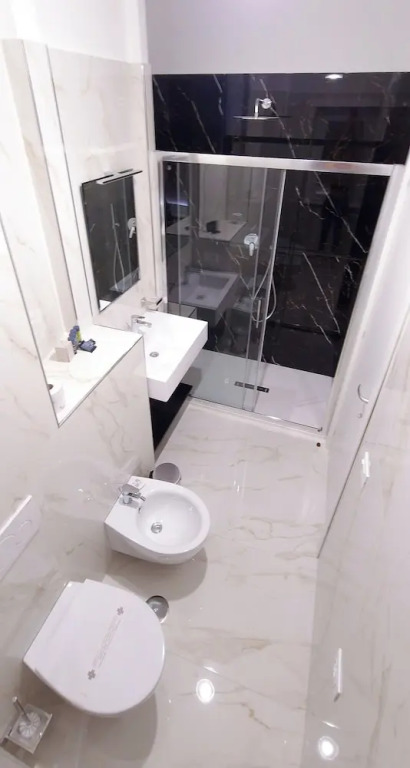 Suites 51