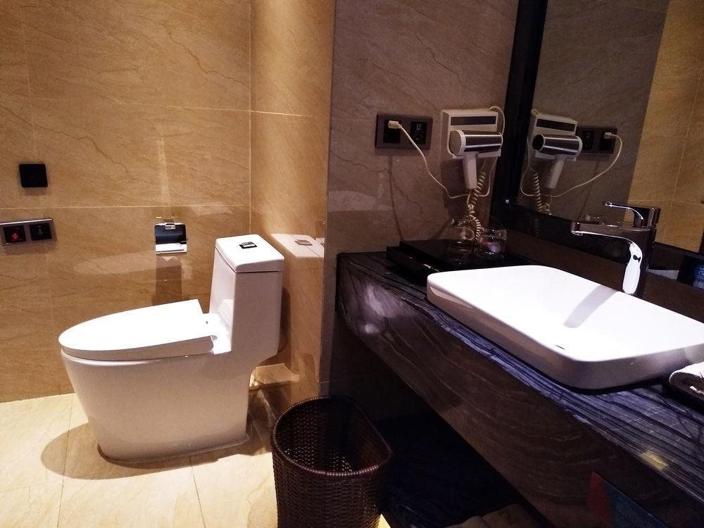 Wuhan Chaoman Hotel Optic Valley