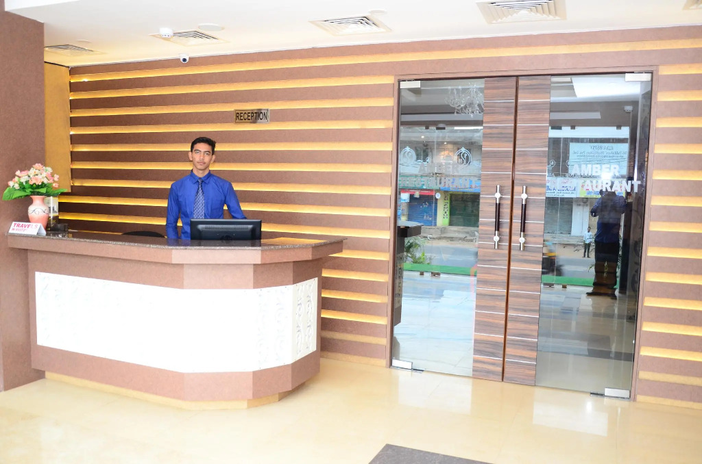 Sapphire Plaza
